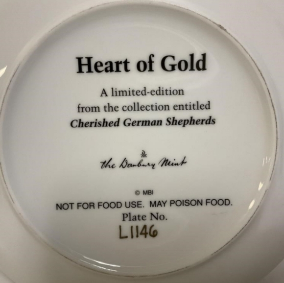 Danbury Mint Heart of Gold German Shepherd Plate - Picture 2 of 2